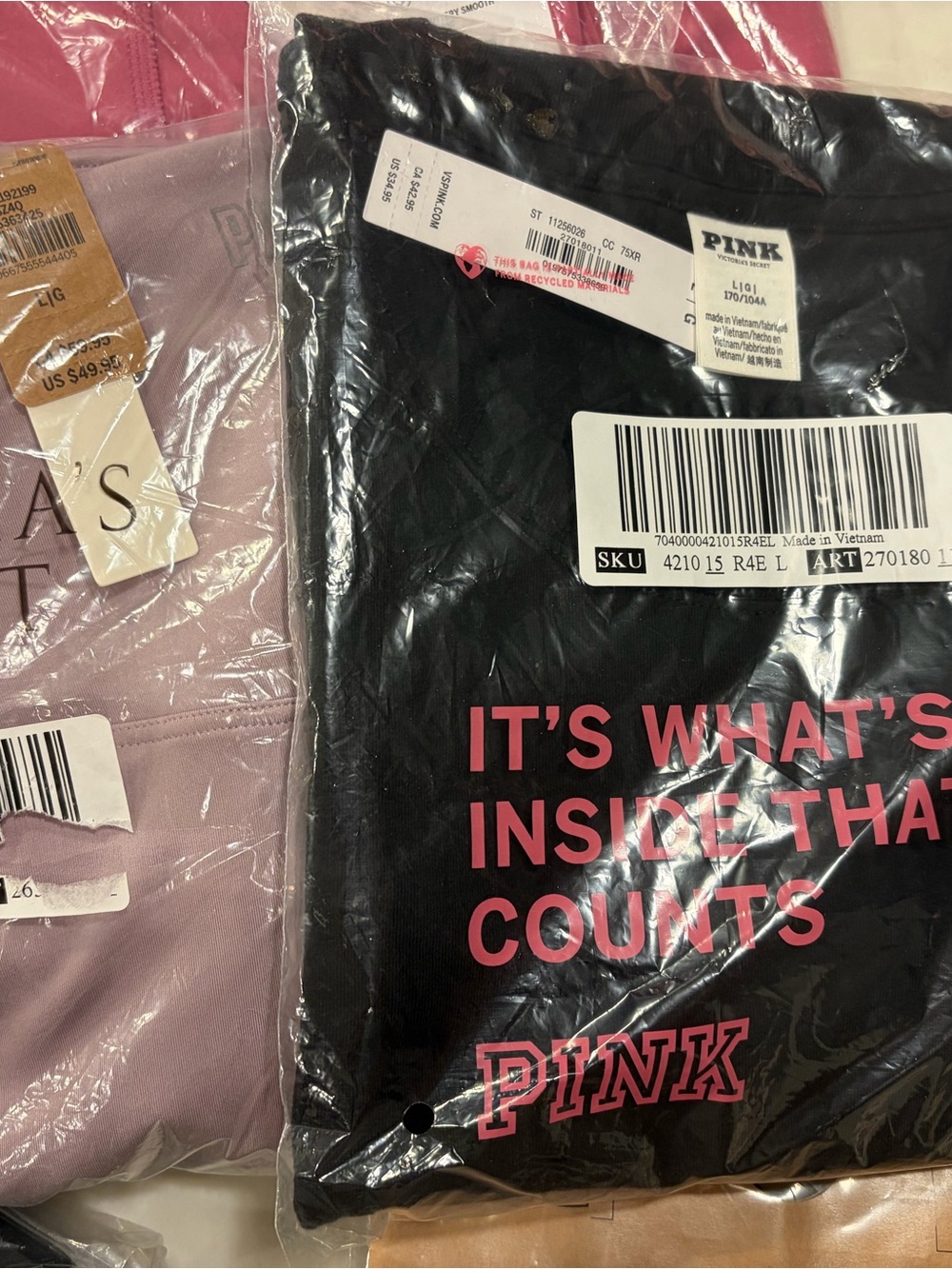 Victoria Secret PINK π©· 3 shorts, 3 pants, 1 Tee, 1 sweatshirt, 1 Sandal, 1 Socks - Picture 3 of 7